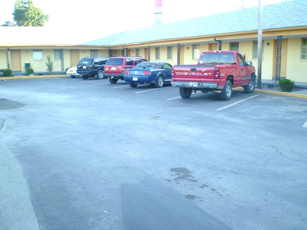 Sunrise Inn - Brownsville Kültér fotó
