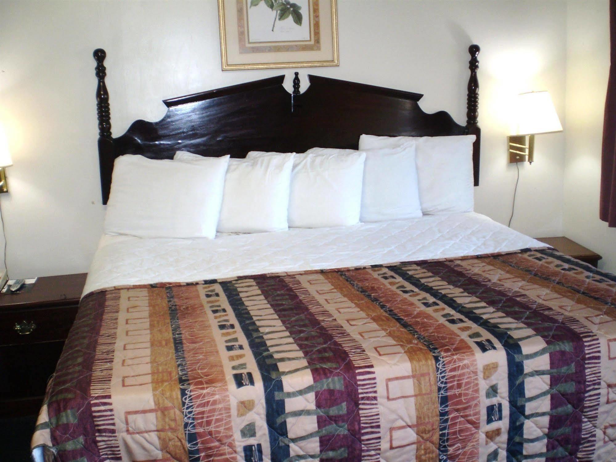 Sunrise Inn - Brownsville Kültér fotó